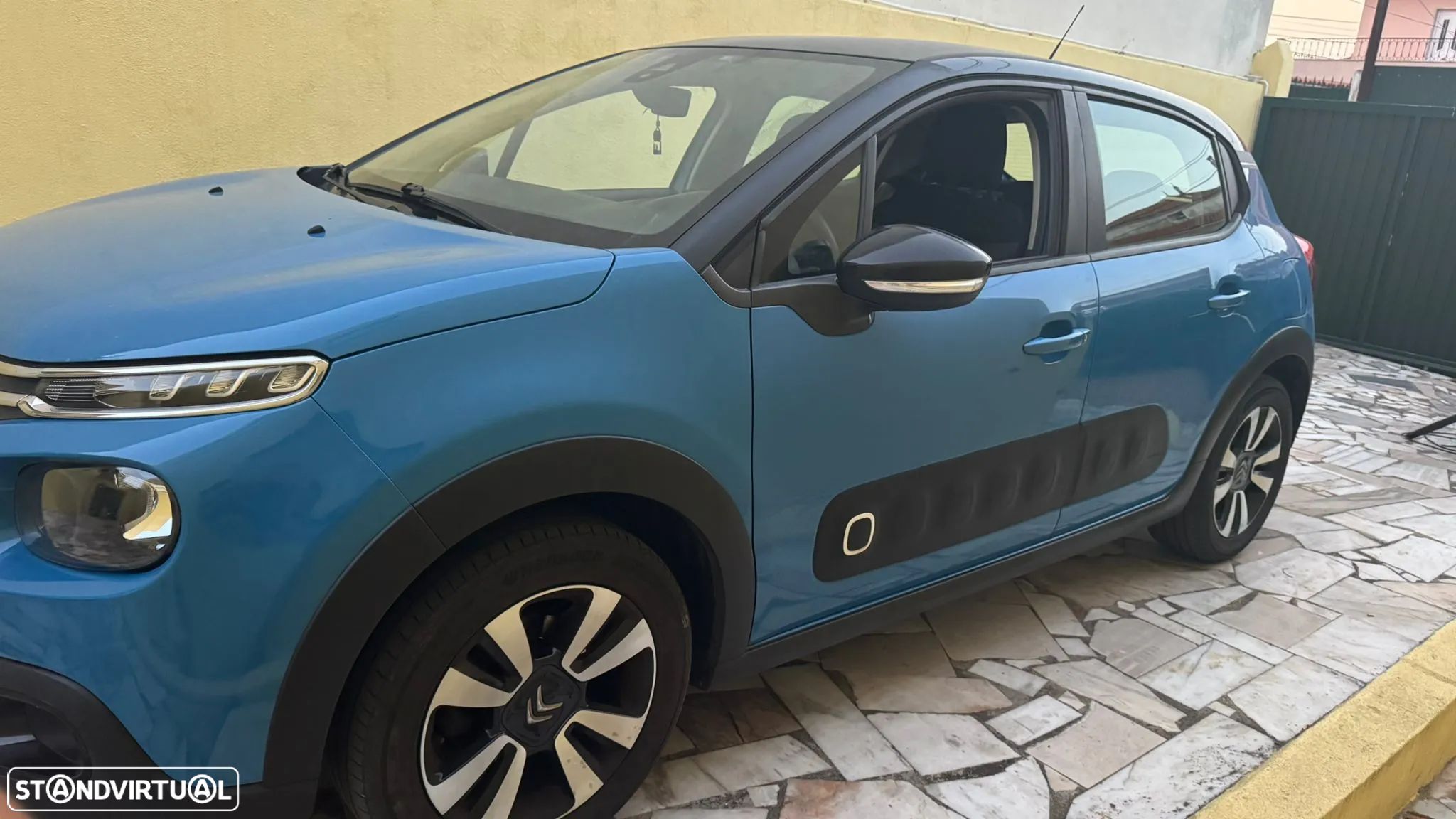 Citroën C3 1.2 PureTech Feel - 1