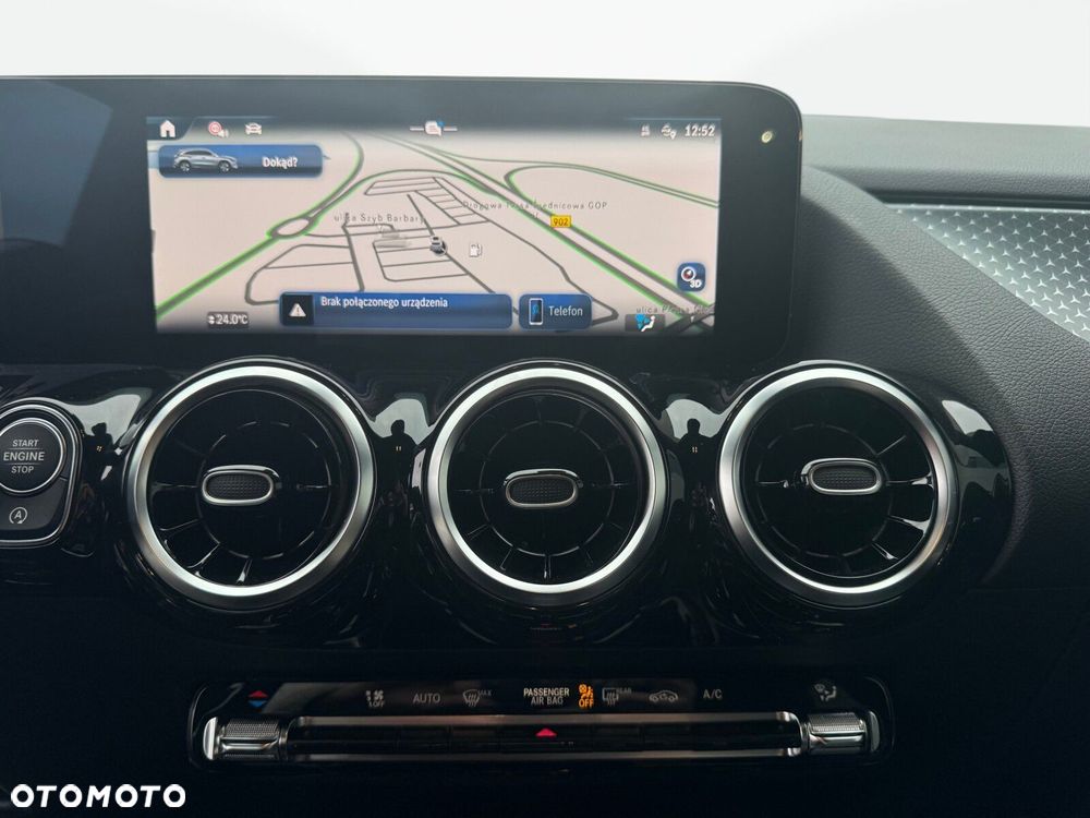 Mercedes-Benz GLA - 20