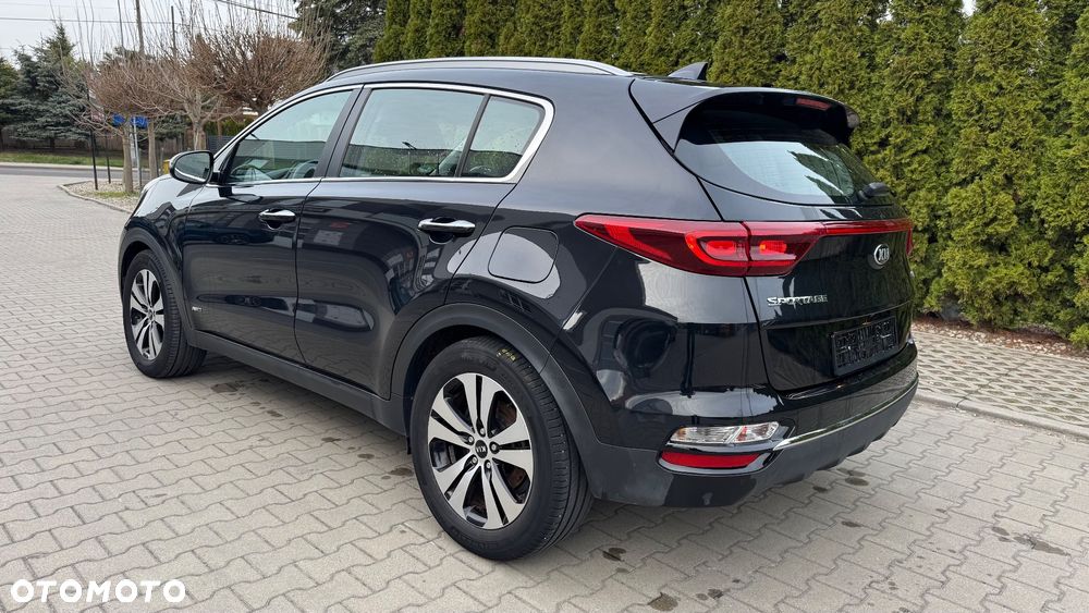 Kia Sportage 2.0 CRDI AWD Eco-Dynamics+ (48V M-H) PLATINUM - 8
