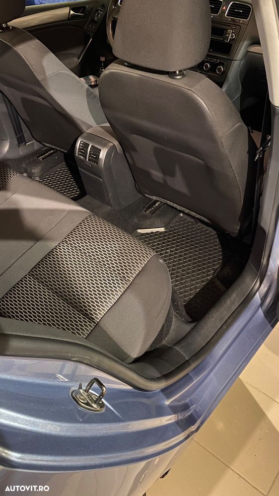 Volkswagen Golf 1.6 TDI BlueMotion Technology DPF Trendline - 13