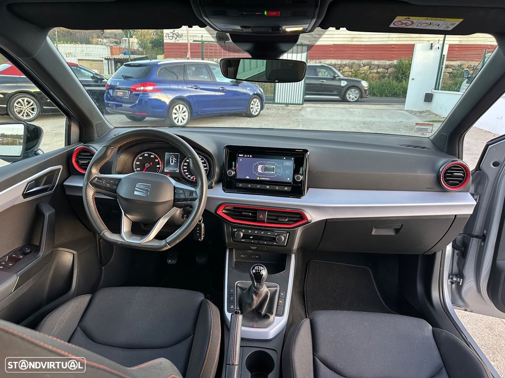 SEAT Arona 1.0 TSI FR - 25