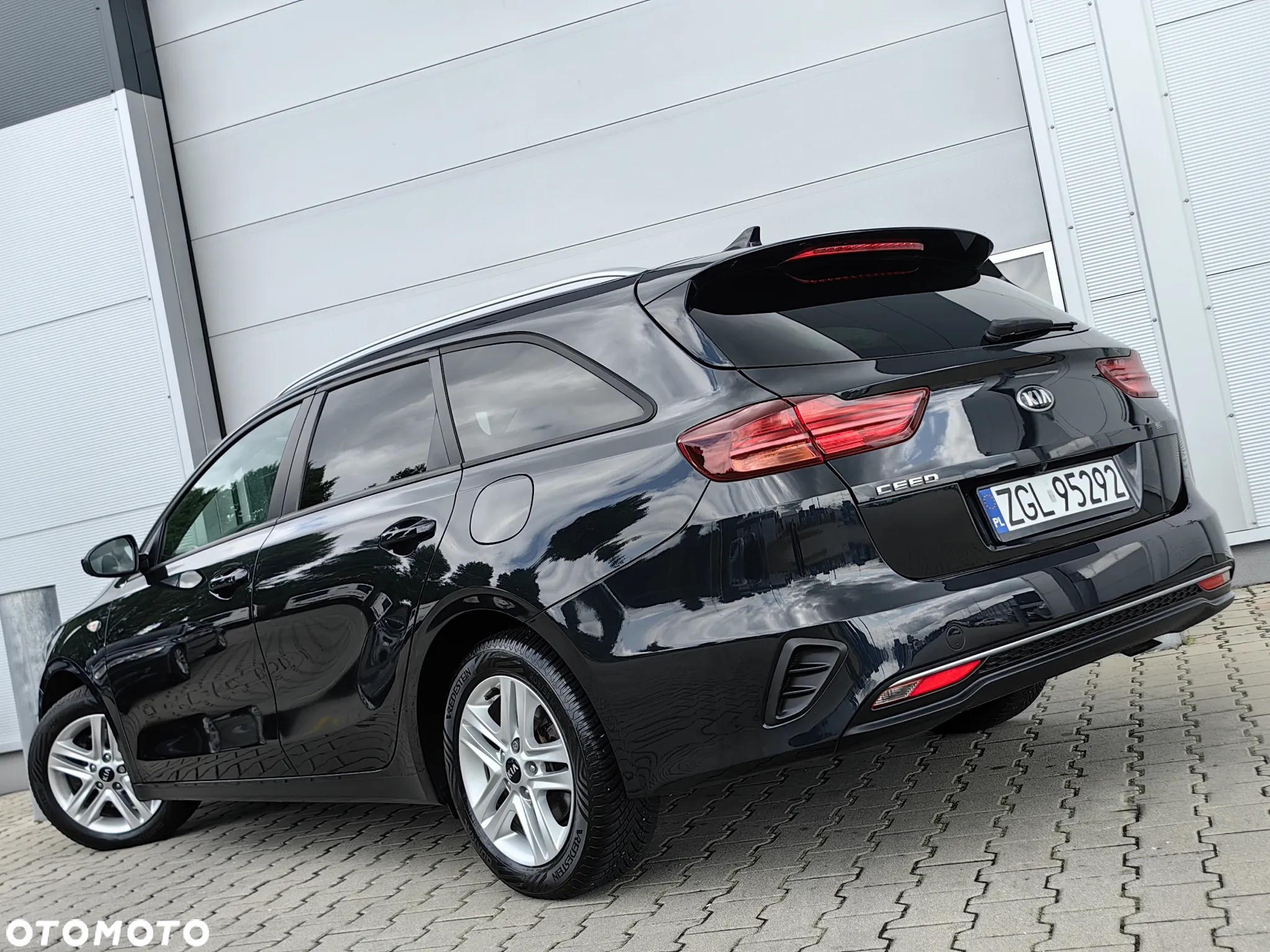 Opel Astra 1.2 Turbo Edition - 4