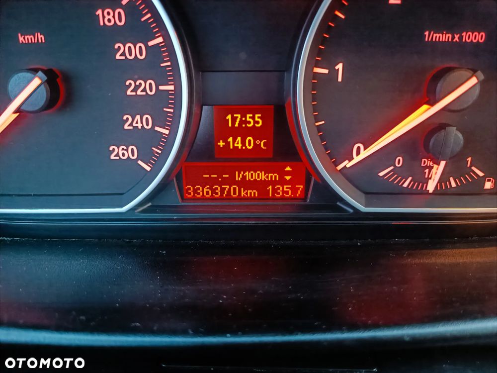 BMW Seria 1 120d - 14