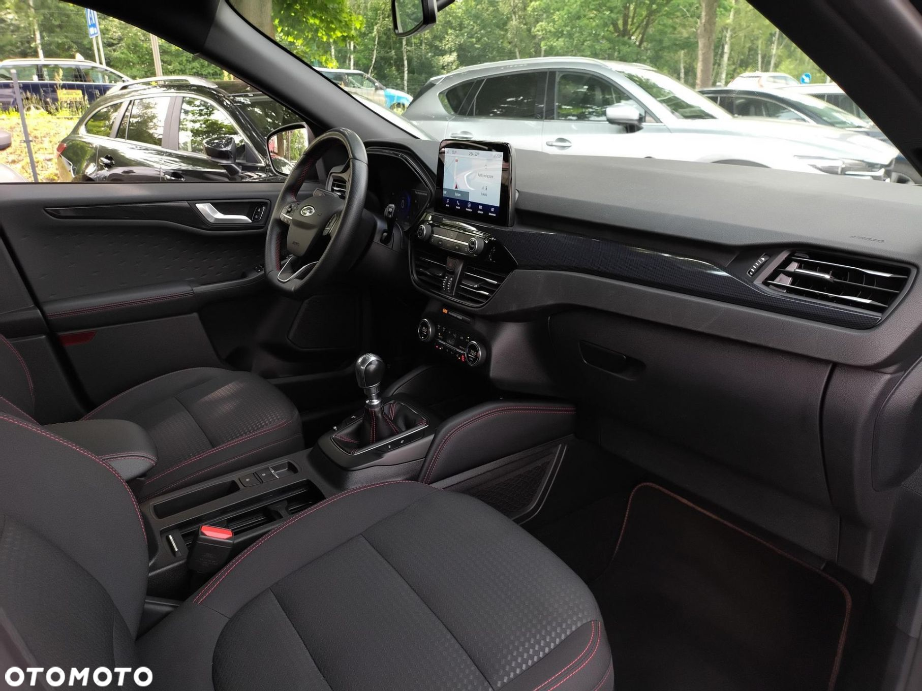 Ford Kuga 1.5 EcoBoost FWD ST-Line - 27