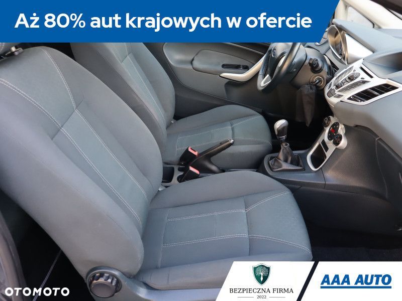 Ford Fiesta - 10
