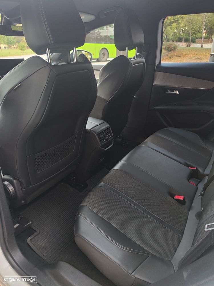 Peugeot 3008 1.5 BlueHDi GT Pack EAT8 - 28