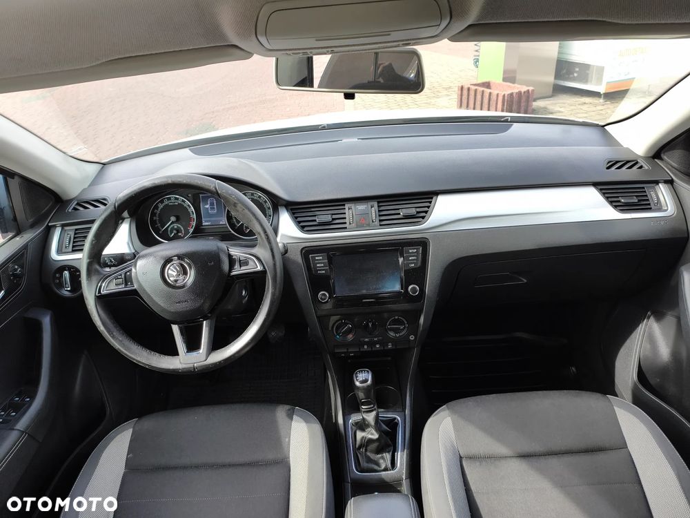 Skoda RAPID 1.6 TDI DPF Ambition - 7