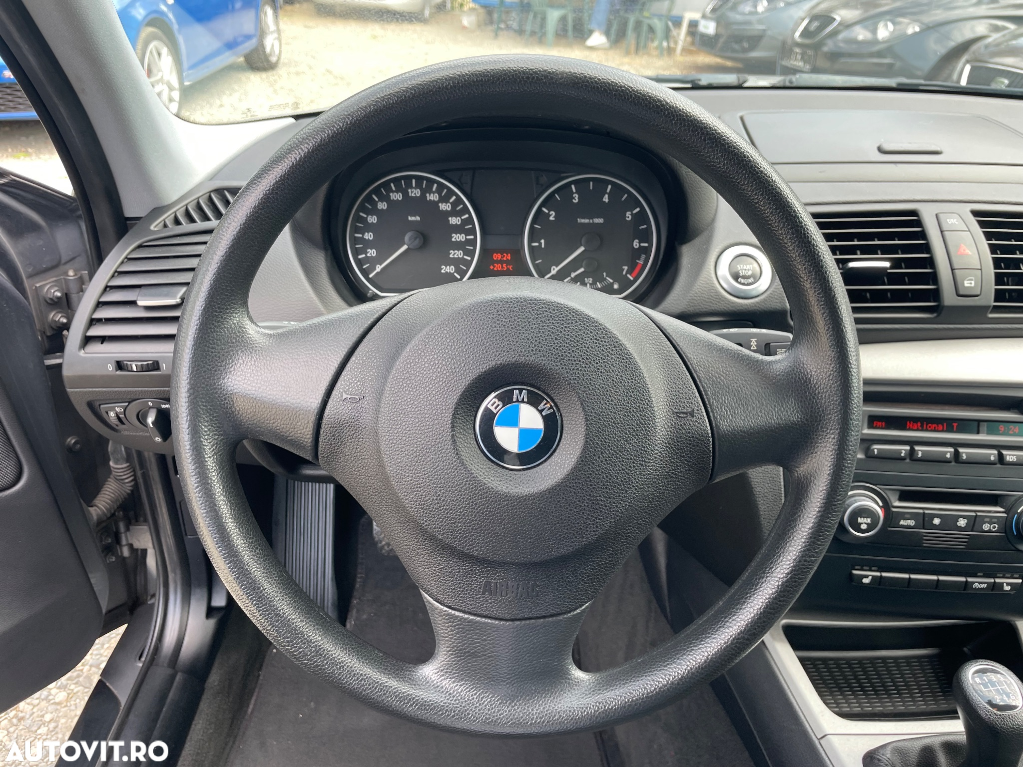 BMW Seria 1 116i - 18