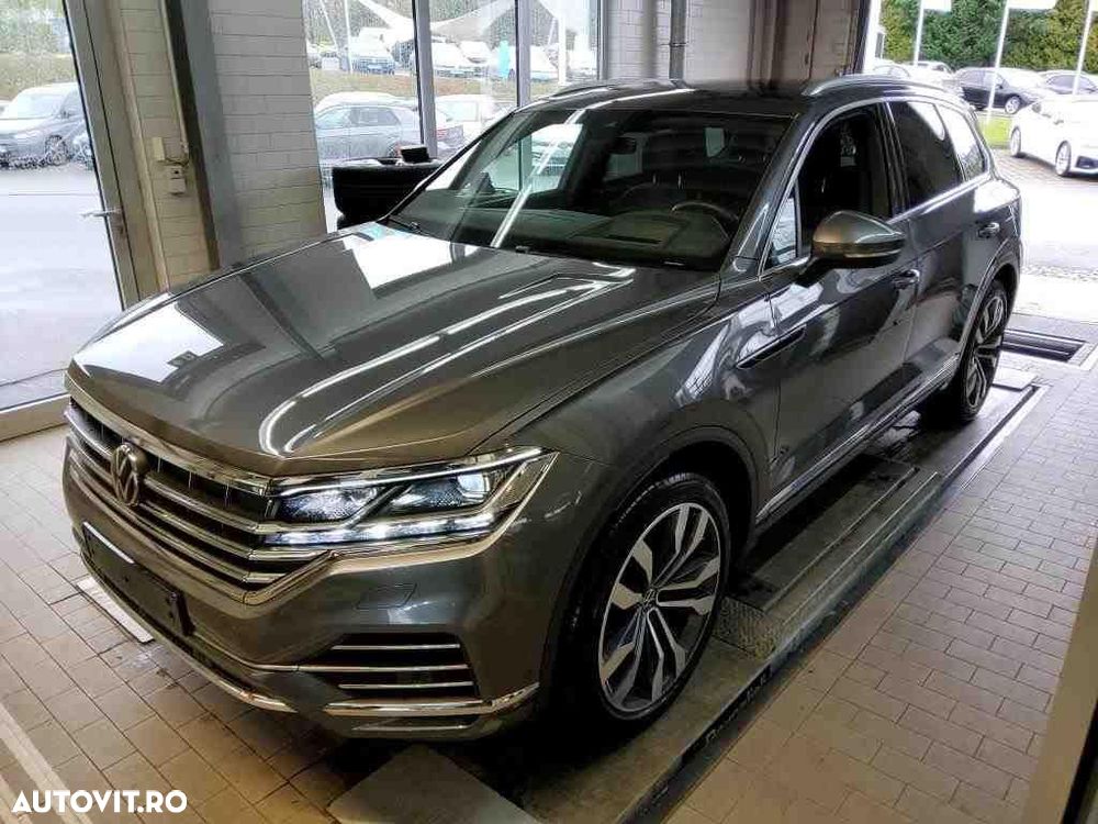 Volkswagen Touareg 3.0 V6 e-Hybrid 4Motion Aut. Elegance - 1