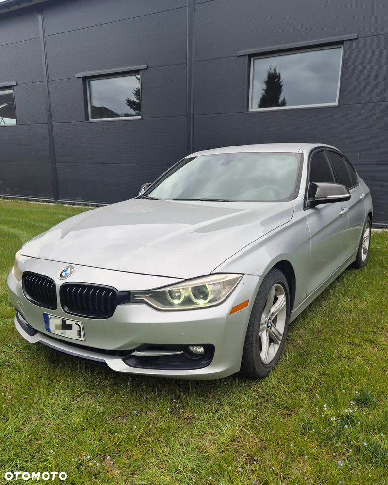 BMW Seria 3 328i Sport Line - 4