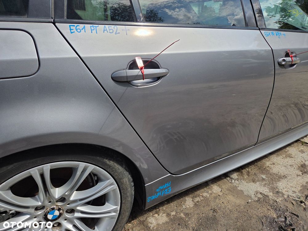 DRZWI PRAWE TYLNE BMW E61 SPACEGRAU A52/7 - 2