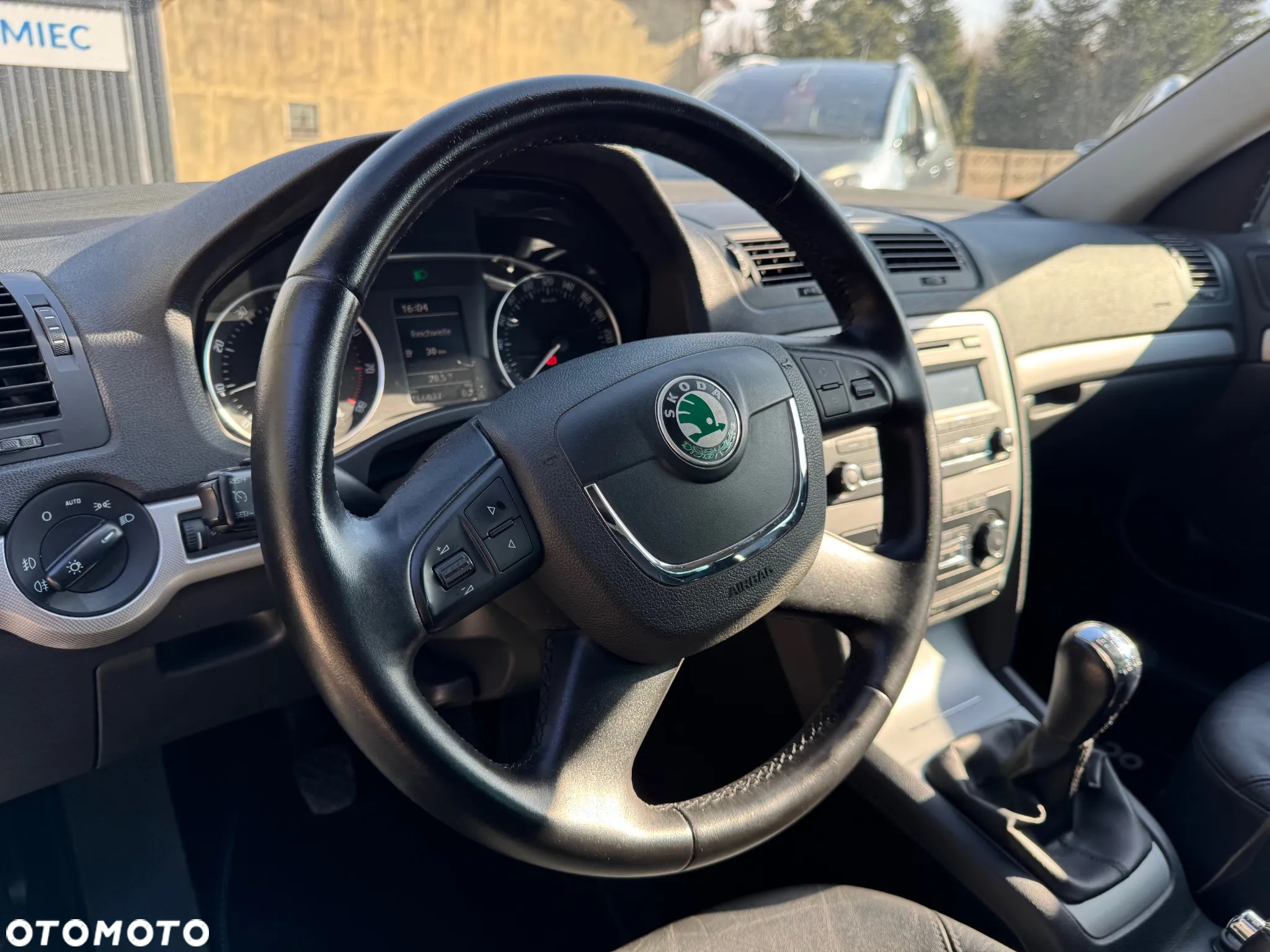 Skoda Octavia - 25