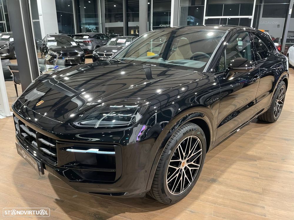 Porsche Cayenne Coupé E-Hybrid Black Edition - 5