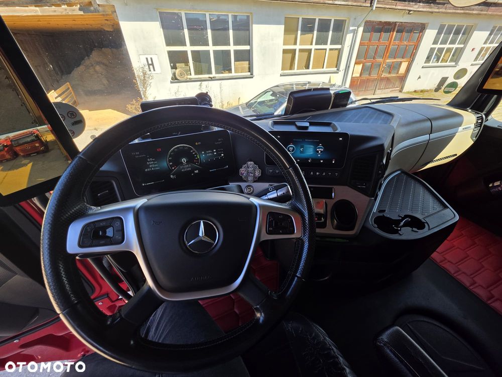 Mercedes-Benz actros - 9