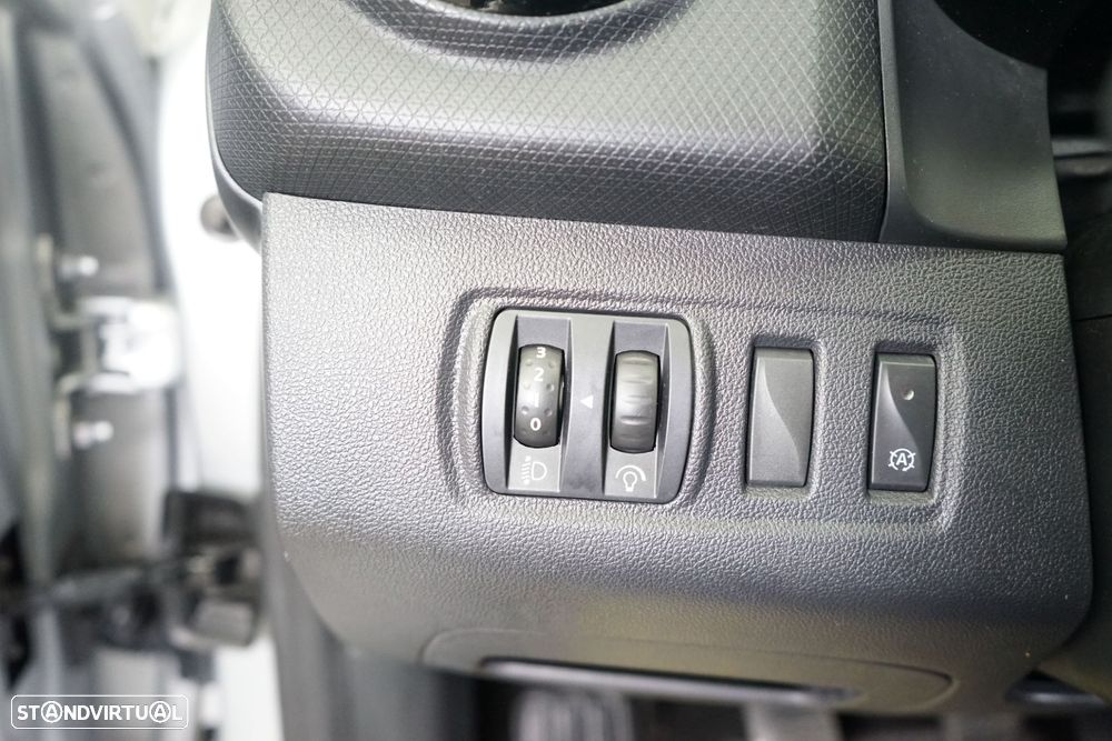 Renault Clio 1.5 dCi Zen - 24