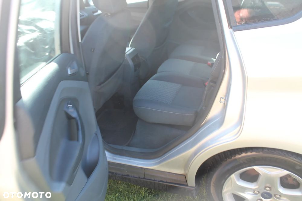 Ford C-MAX - 11