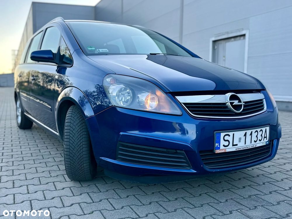 Opel Zafira 2.0 T Elegance - 21