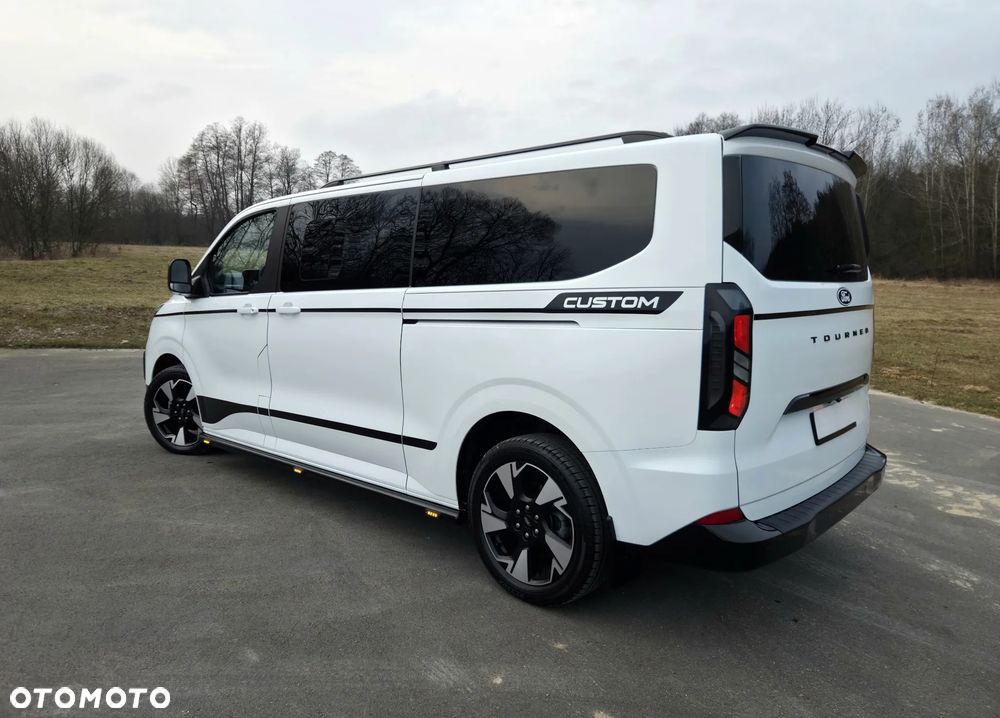 Ford Tourneo Custom 2.0 EcoBlue L2 Titanium - 12
