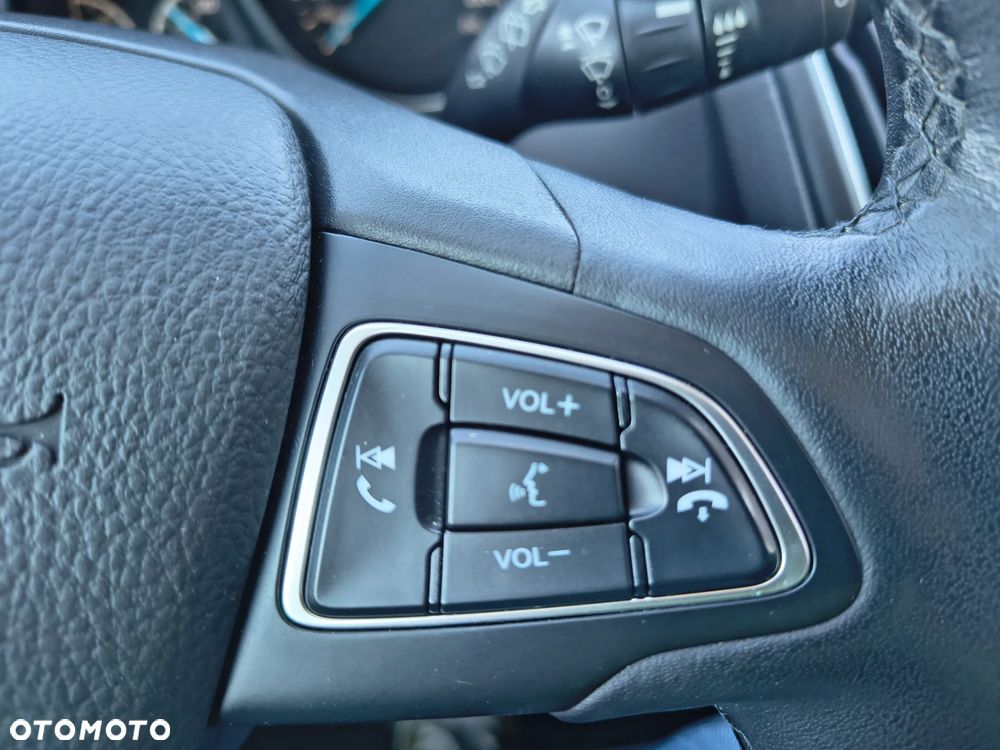 Ford Focus 1.0 EcoBoost Edition - 13