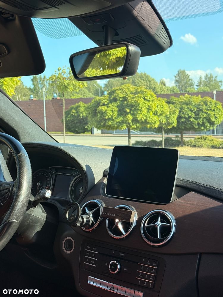 Mercedes-Benz Klasa B (Electric Drive) 250 e - 14
