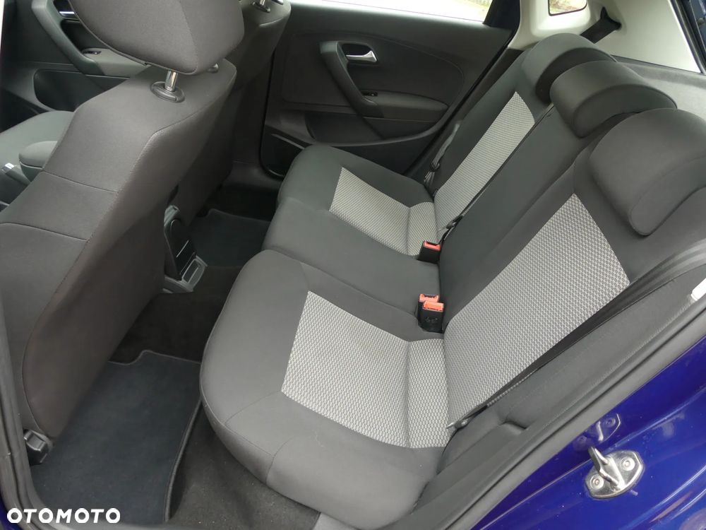 Volkswagen Polo - 24