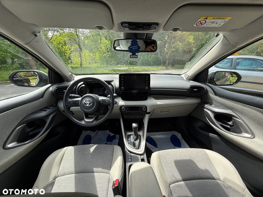 Toyota Yaris Hybrid 1.5 Executive - 8