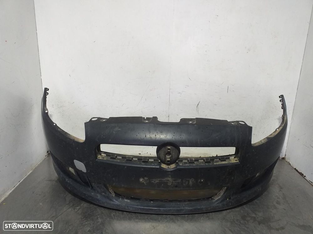 PÁRA-CHOQUES DIANTEIRO FIAT II - 1