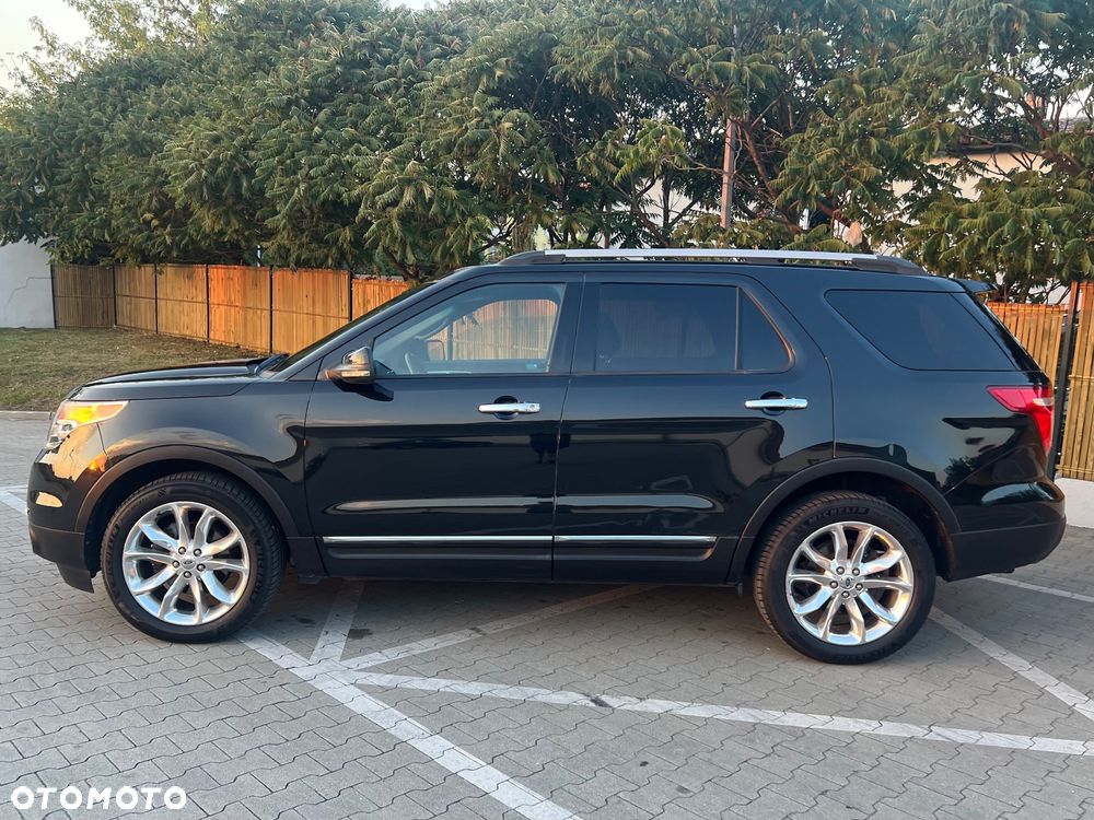 Ford Explorer - 2
