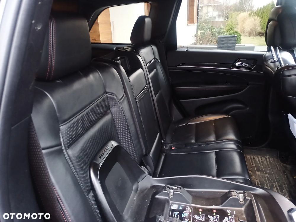 Jeep Grand Cherokee 5.7 V8 HEMI Summit - 19
