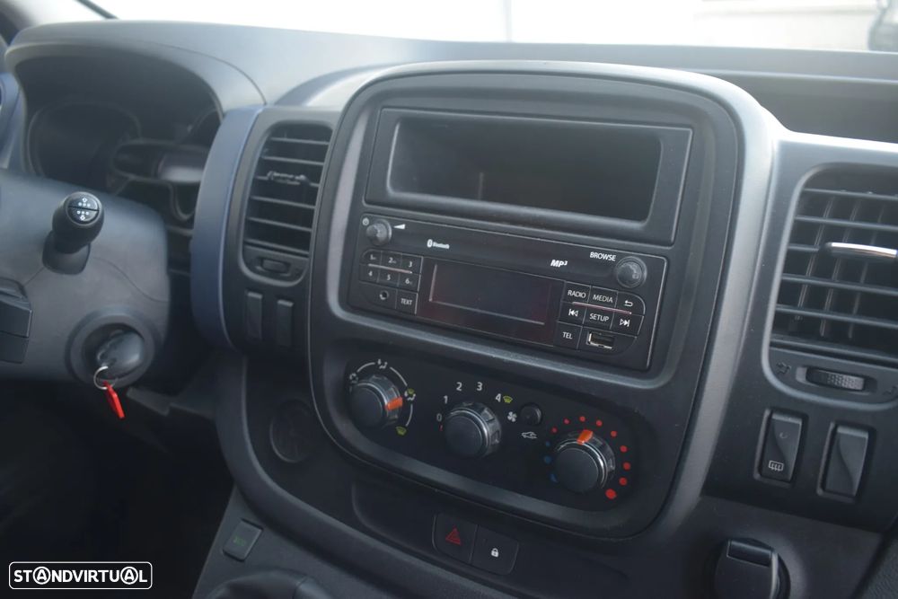 Opel VIVARO L1H1 - 17