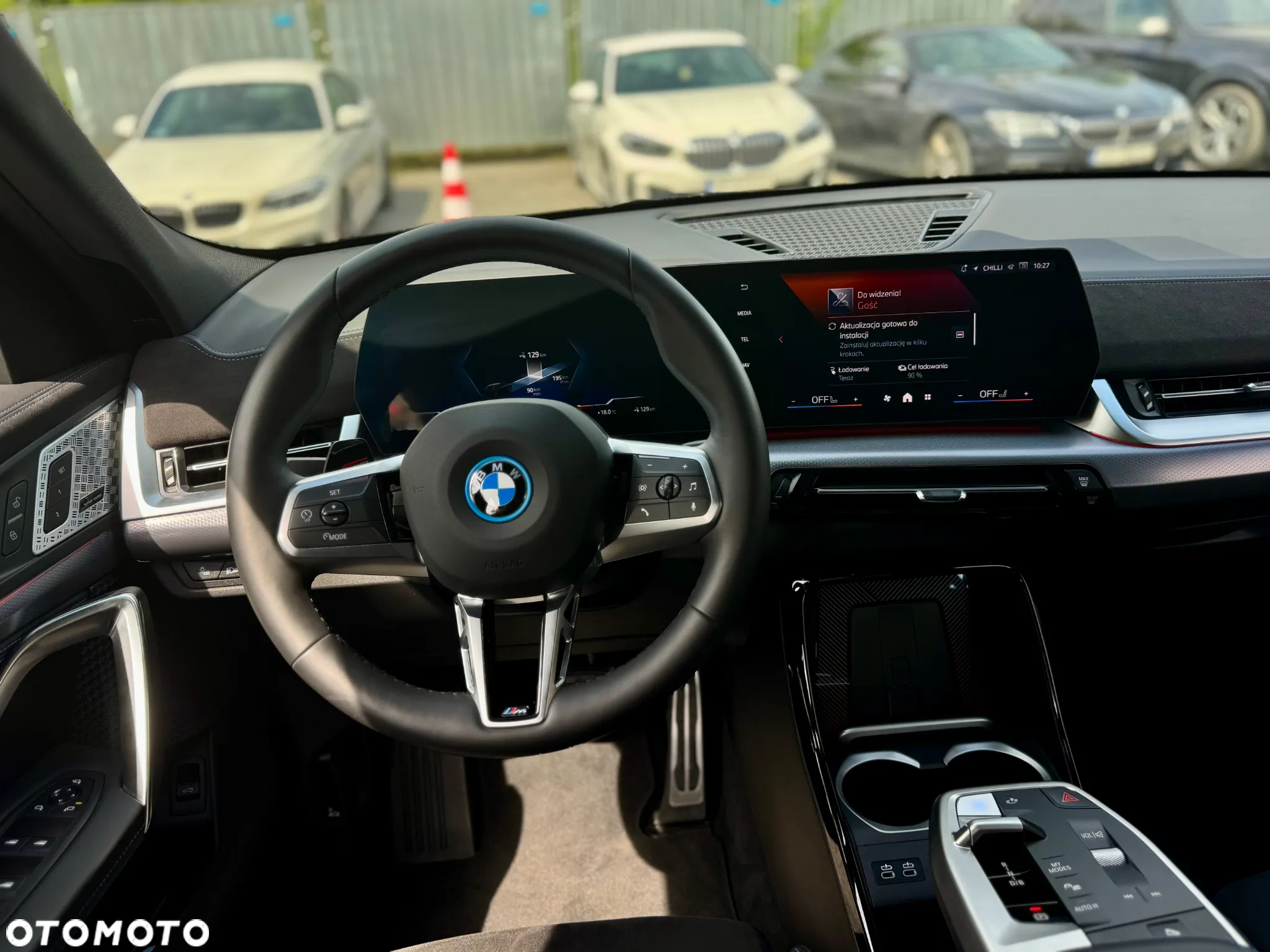 BMW iX2 eDrive20 66.5kWh M Sport - 10