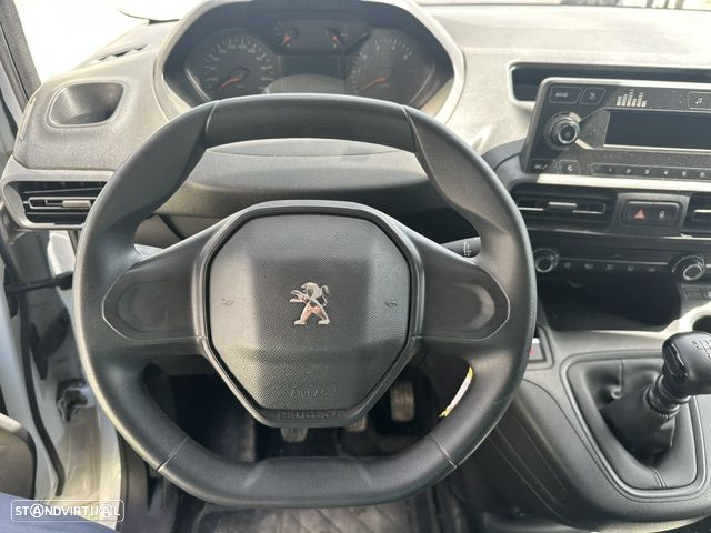 Peugeot PARTNER LONGA 3 LUGARES - 11