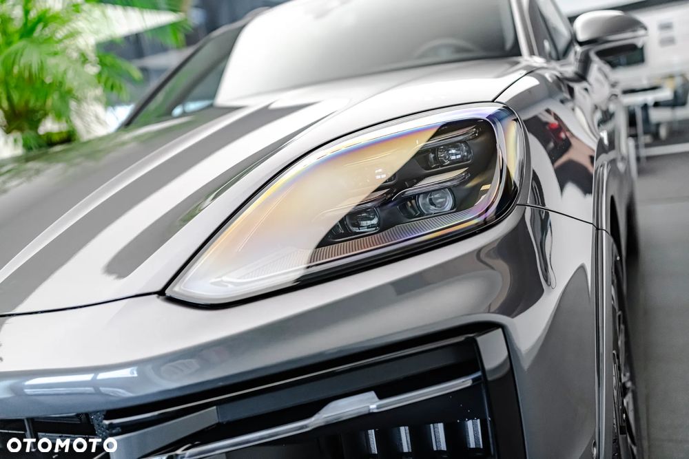 Porsche Cayenne E-Hybrid PHEV Black Edition - 20