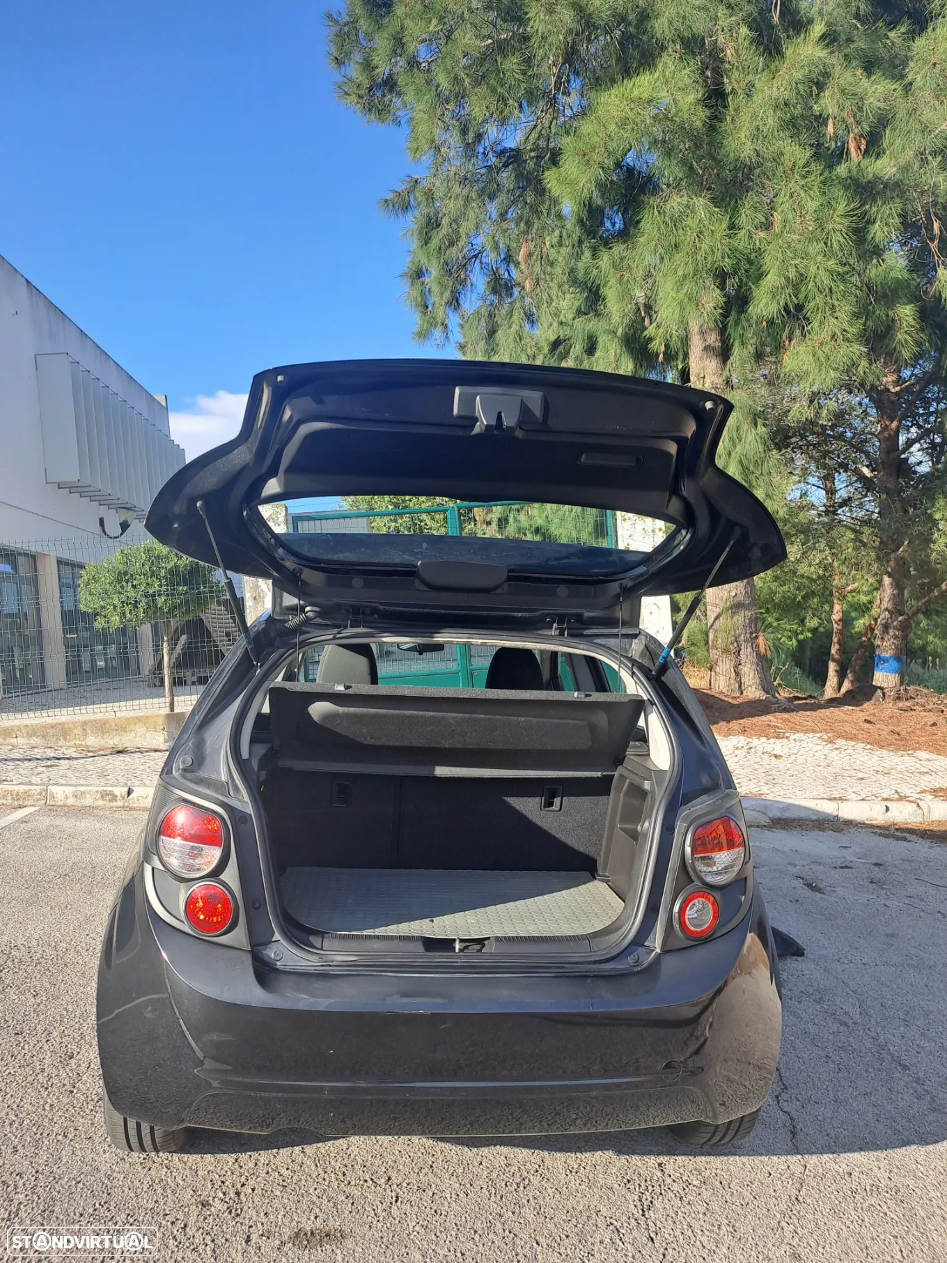Chevrolet Aveo - 11