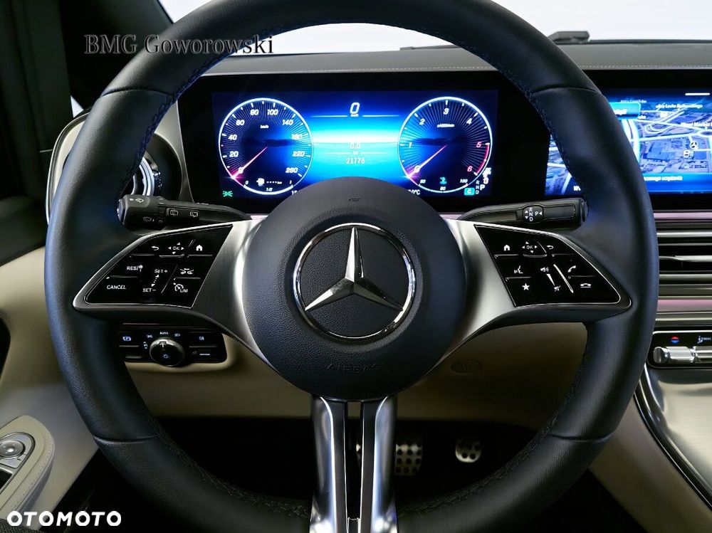 Mercedes-Benz Klasa V - 19