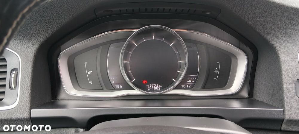 Volvo V60 D4 Drive-E R-Design Momentum - 20
