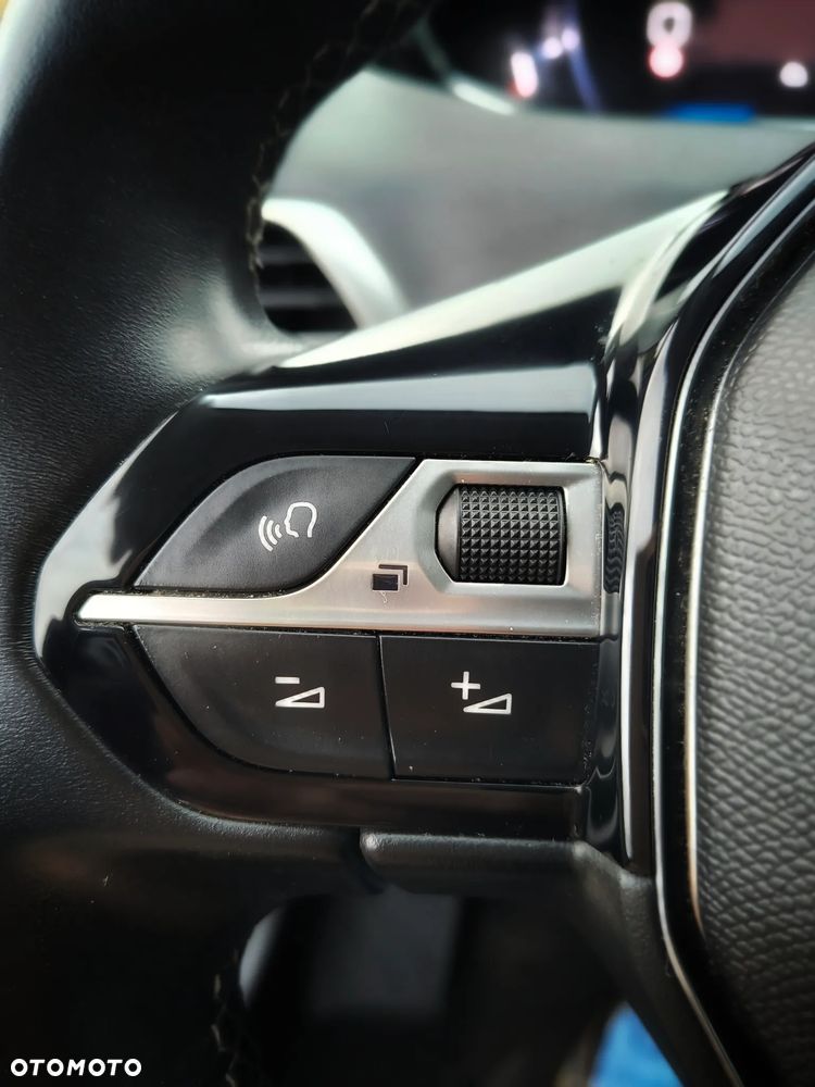 Peugeot 3008 225 e-EAT8 GT Pack - 34