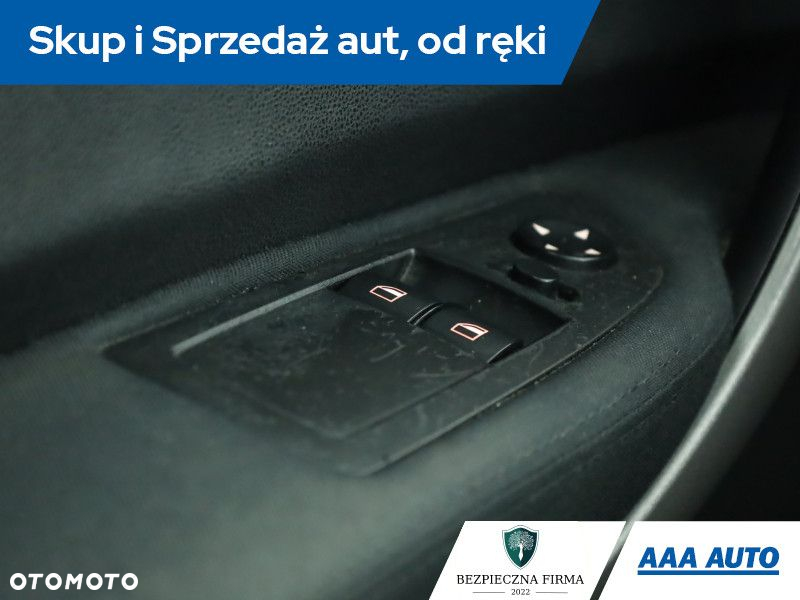 BMW Seria 1 - 14