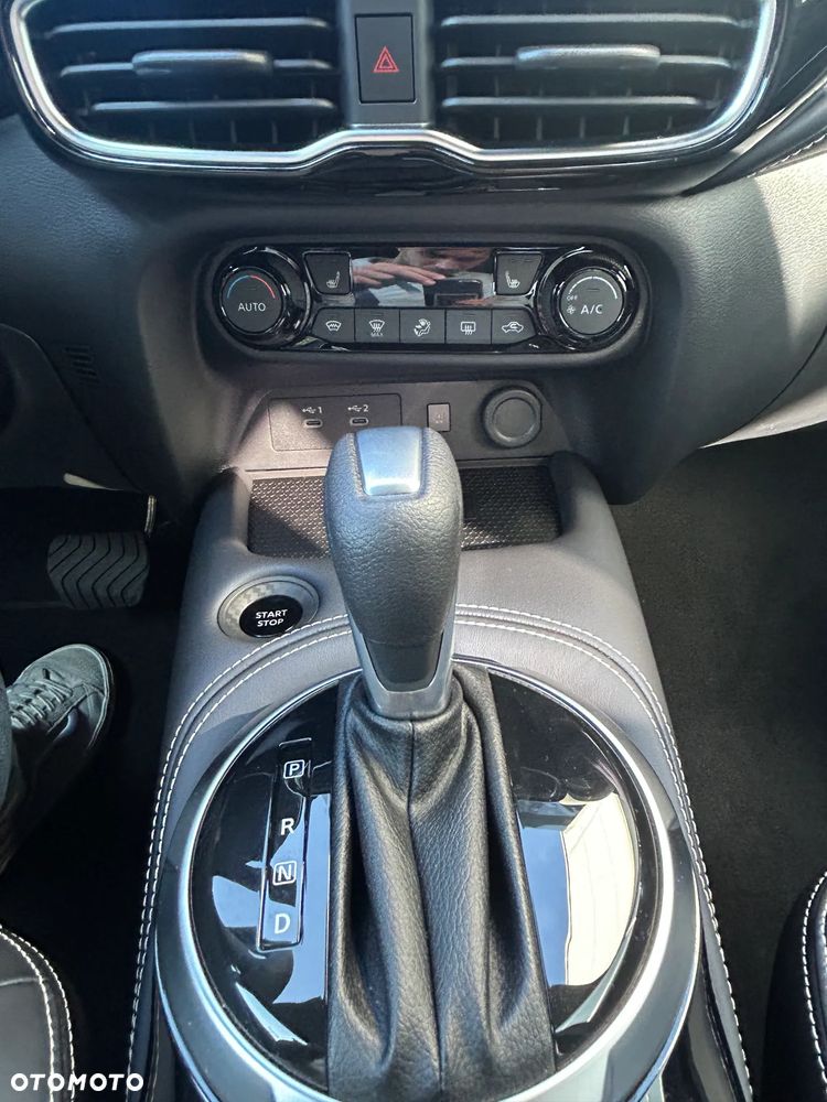 Nissan Juke 1.6 Hybrid Pulse AMT - 24
