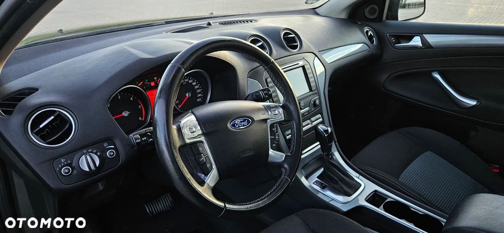 Ford Mondeo 2.0 TDCi Titanium - 11