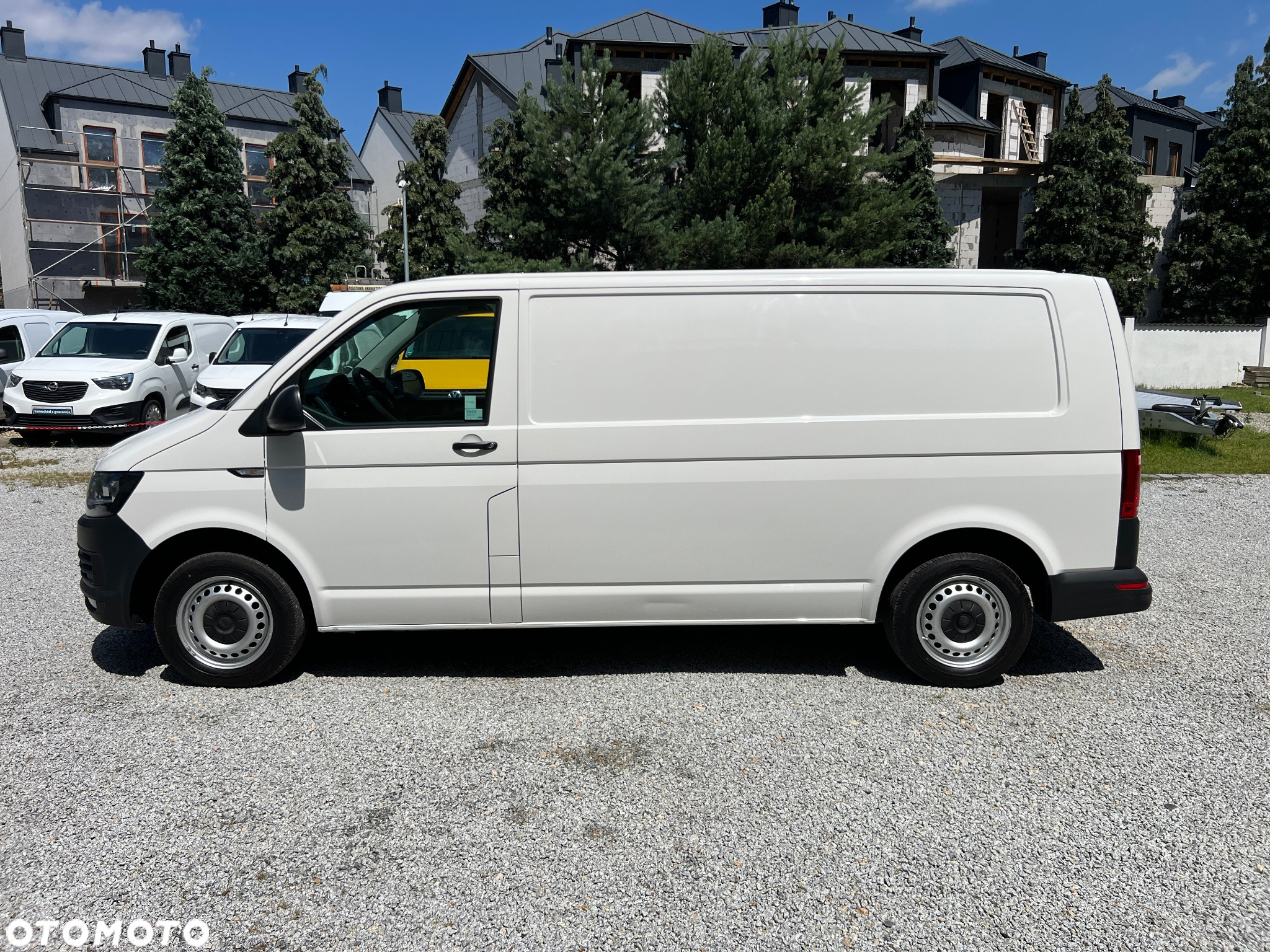 Volkswagen Transporter 2.0 TDI Long L2H1 - 4