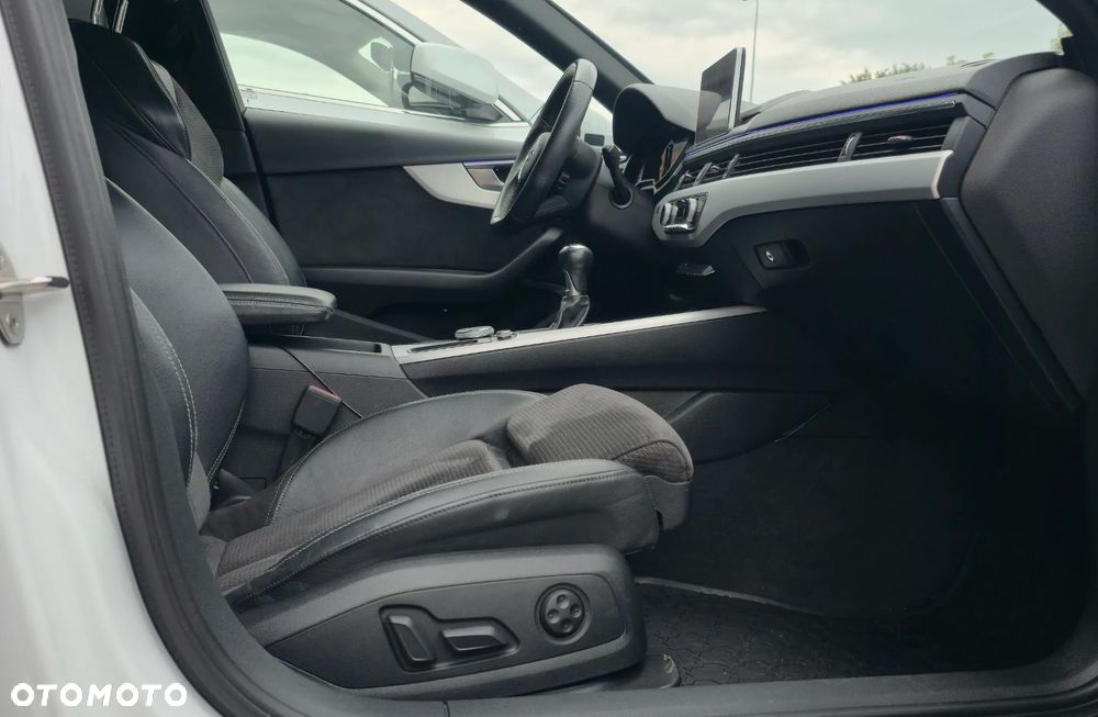 Audi A4 Avant 2.0 TDI Sport - 25