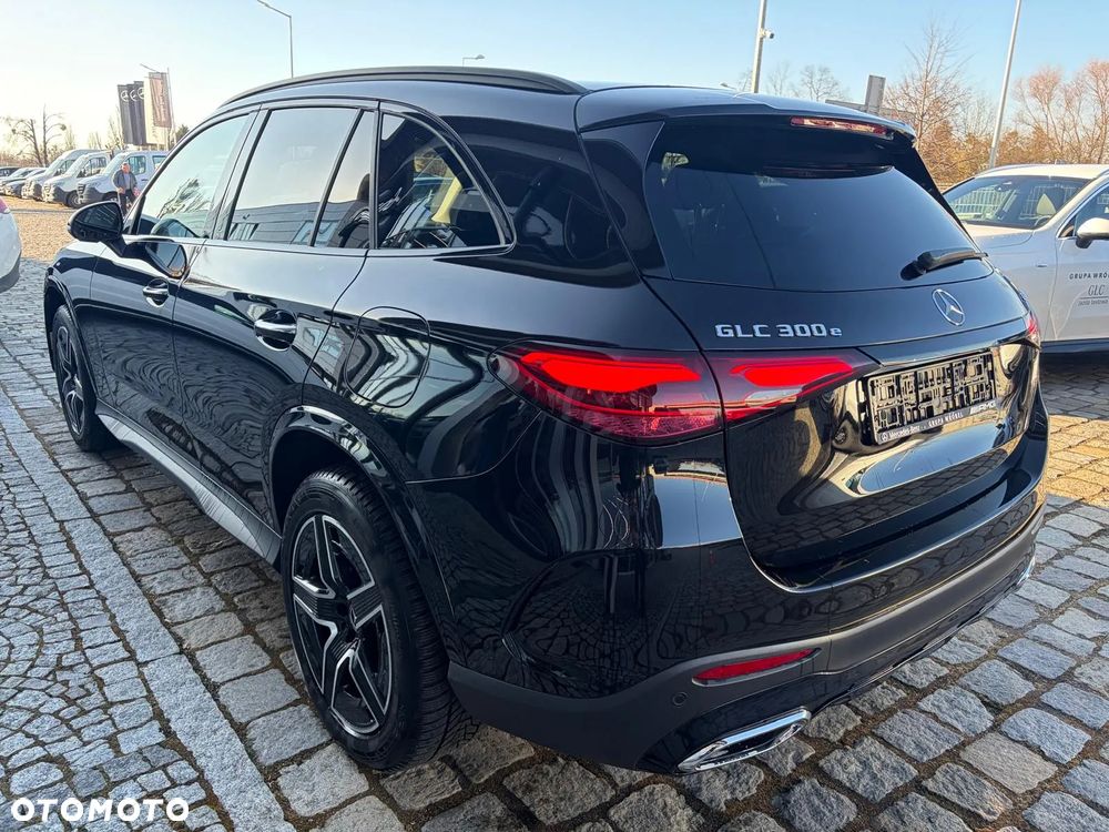 Mercedes-Benz GLC 300 e PHEV 4-Matic AMG Line - 6