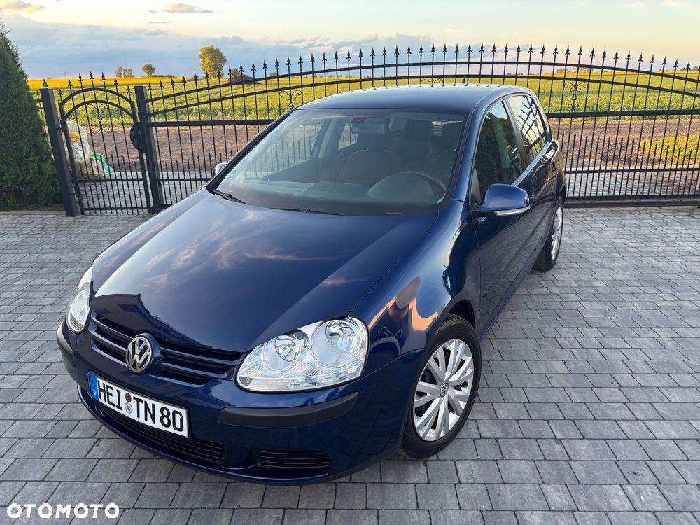 Volkswagen Golf 1.6 Basis - 1
