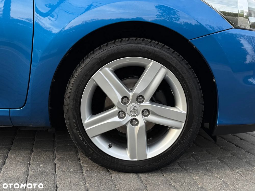 Toyota Auris 1.6 Dynamic - 31