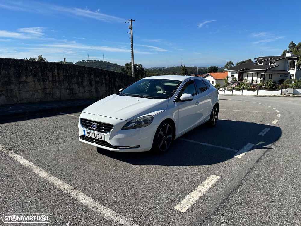 Volvo V40 D2 Momentum - 20