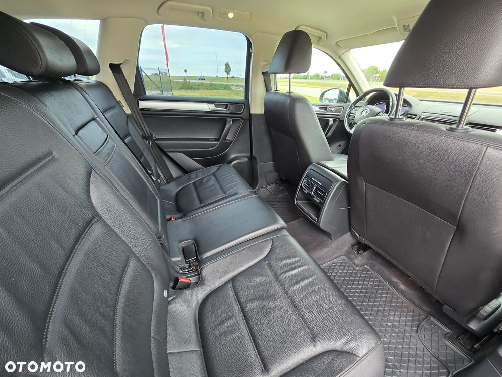 Volkswagen Touareg - 31