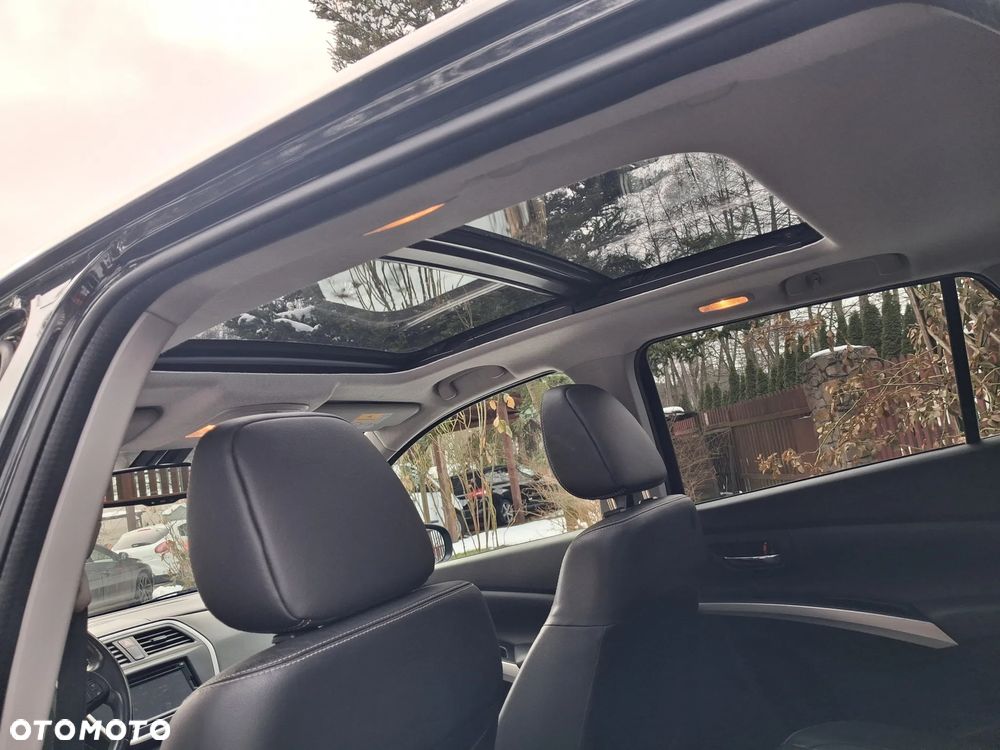 Suzuki SX4 S-Cross 1.6 DDiS Premium Plus 4WD - 23