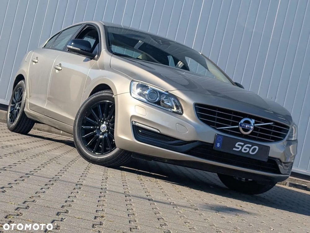 Volvo S60 T4 Momentum - 4