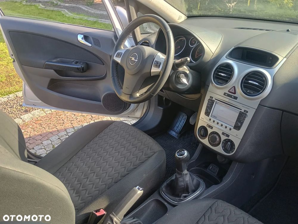 Opel Corsa - 9